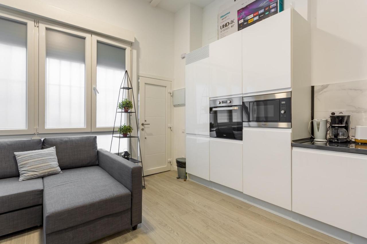 1 Bedroom 1 Bathroom Furnished - Av De America - Studio - Mintystay مدريد المظهر الخارجي الصورة
